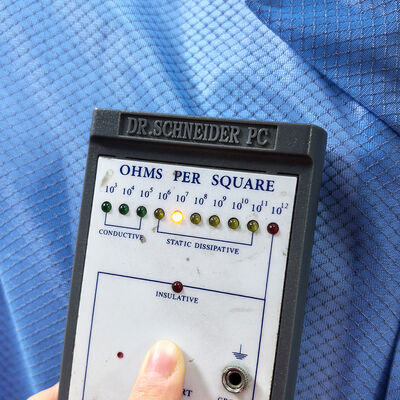 ESD ضد استاتیک 96% پلی استر + 4٪ فیبر کربن الماس شبکه ی آزمایشگاهی